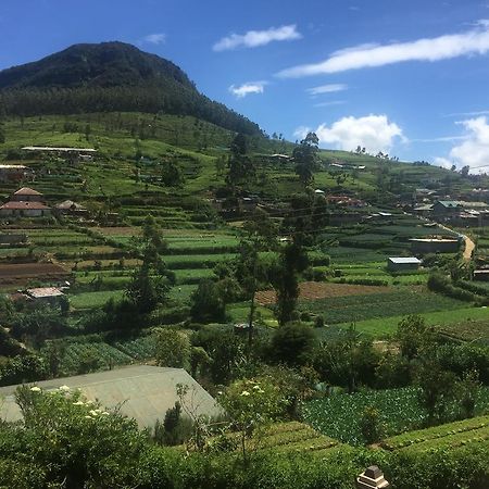 Perera Homestay Nuwara Eliya Exterior foto